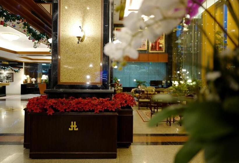 Town In Town Hotel Bangkok