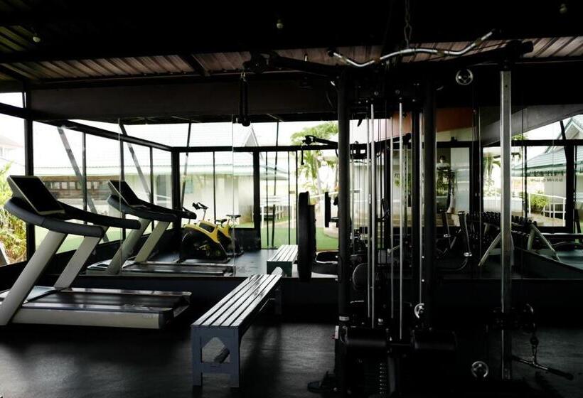 Town In Town Hotel Bangkok