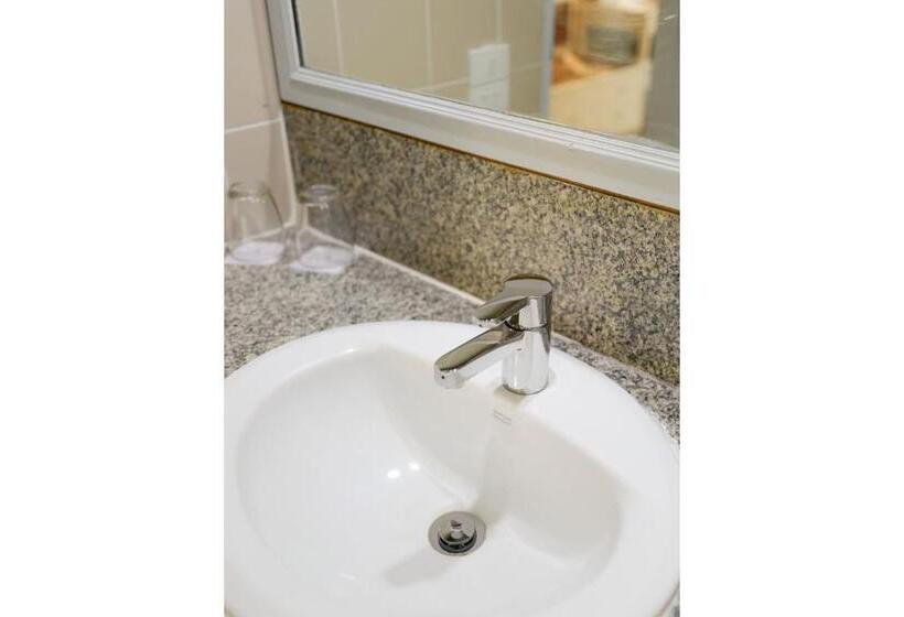 Town In Town Hotel Bangkok