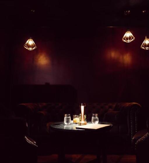 Town In Town Hotel Bangkok