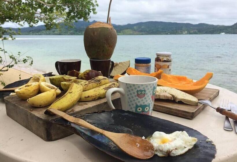 Colonial Lodge Hostel