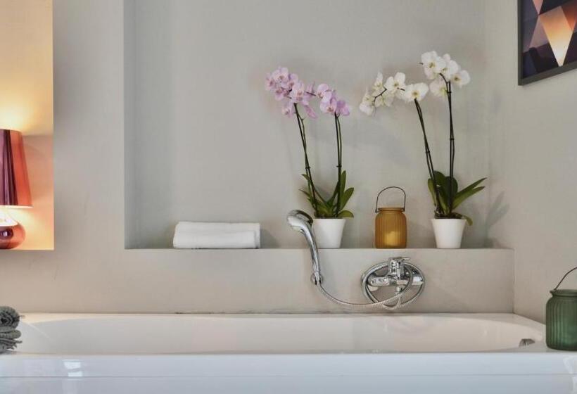 فندق فئة نجمة واحدة Du Parc