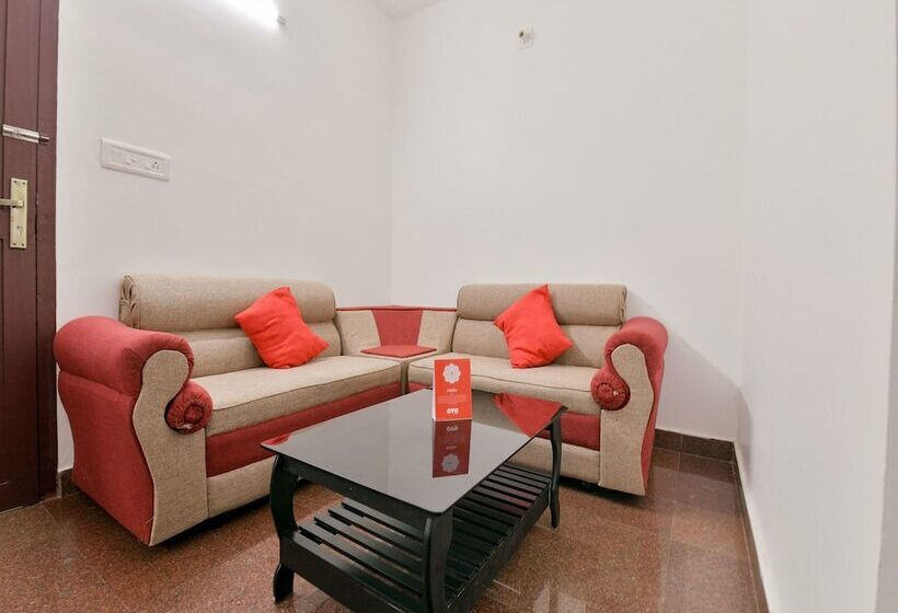 Отель Aar Palmyra Regency By Oyo Rooms