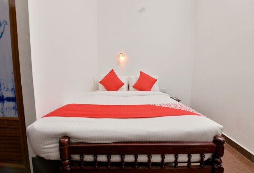 Отель Aar Palmyra Regency By Oyo Rooms