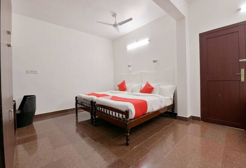 Отель Aar Palmyra Regency By Oyo Rooms