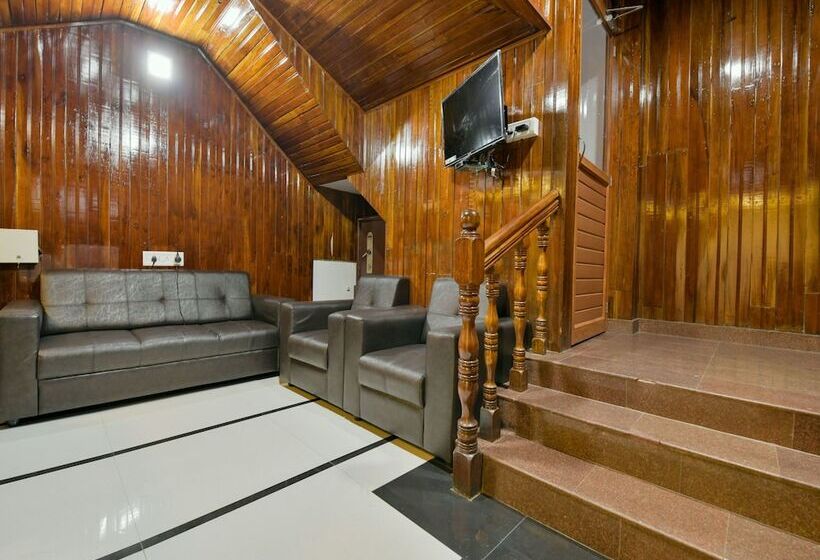 Отель Aar Palmyra Regency By Oyo Rooms