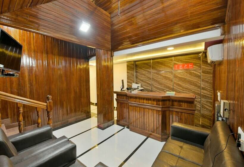 Отель Aar Palmyra Regency By Oyo Rooms