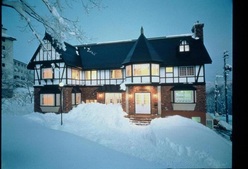 בית מלון כפרי Altitude Madarao