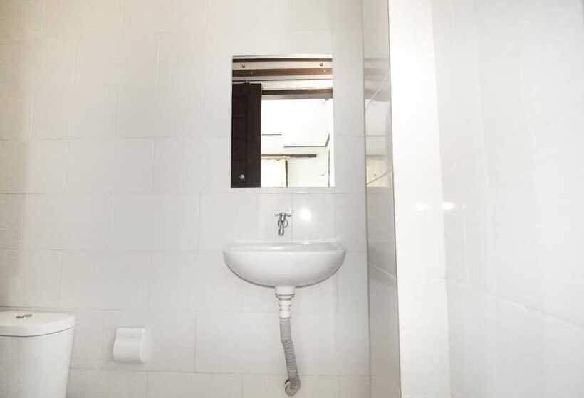 בית מלון כפרי Aurora House Ubud