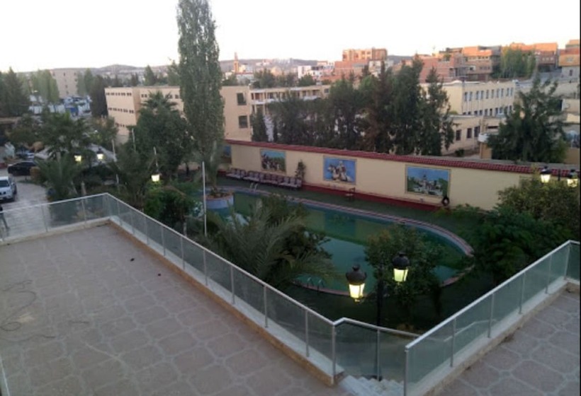 هتل Bouazza