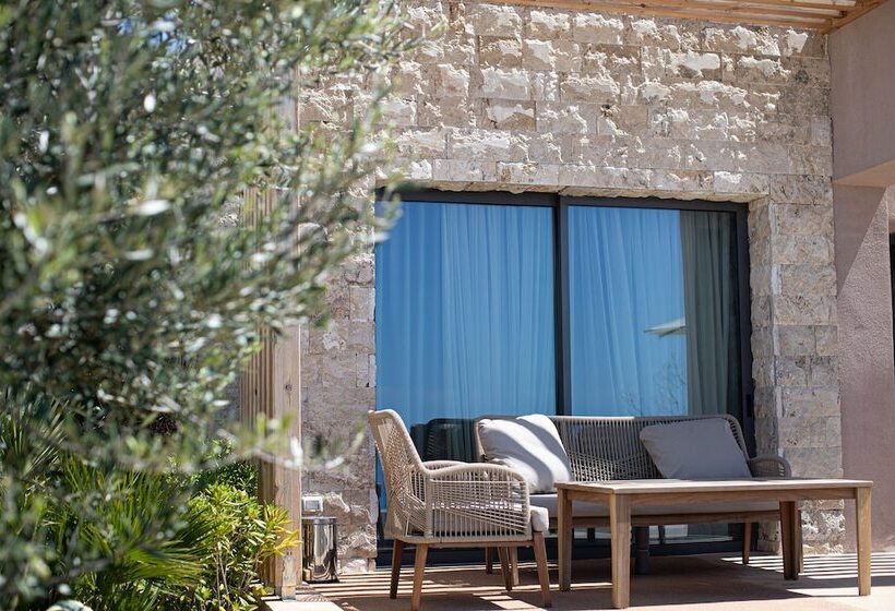 בית מלון כפרי Drymades Inn Resort