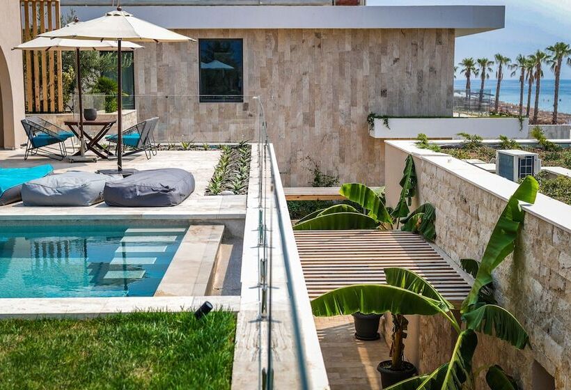 בית מלון כפרי Drymades Inn Resort