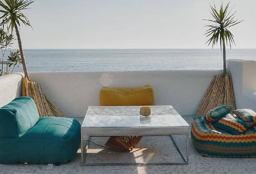 בית מלון כפרי Drymades Inn Resort