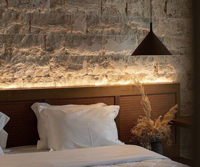 בית מלון כפרי Drymades Inn Resort