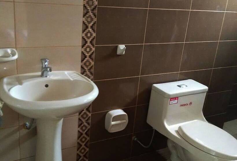 فندق Hospedaje Luna Llena