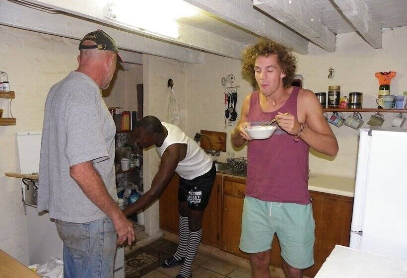 호텔 Kruger Inn Backpackers