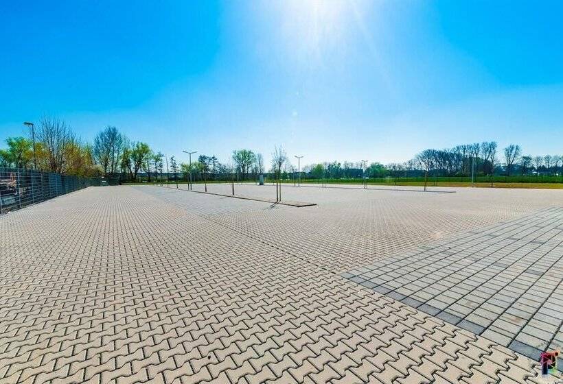 Отель Mein Palace