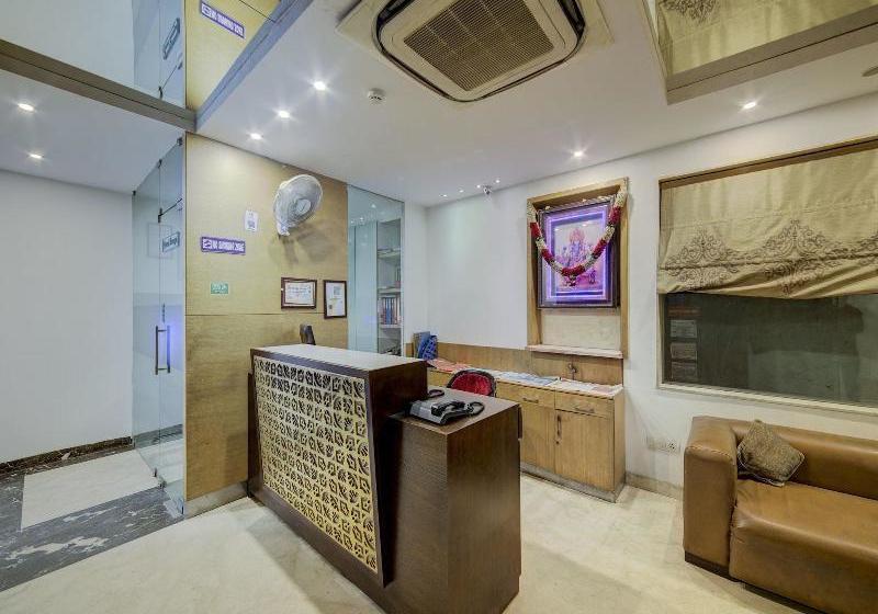 Hotel Oyo Flagship 17107 Green Leaves Lb Nagar