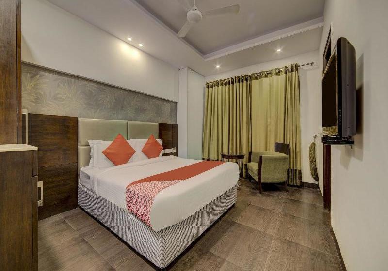 Hotel Oyo Flagship 17107 Green Leaves Lb Nagar