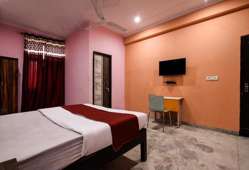 בית מלון כפרי Primrose Residency By Oyo Rooms