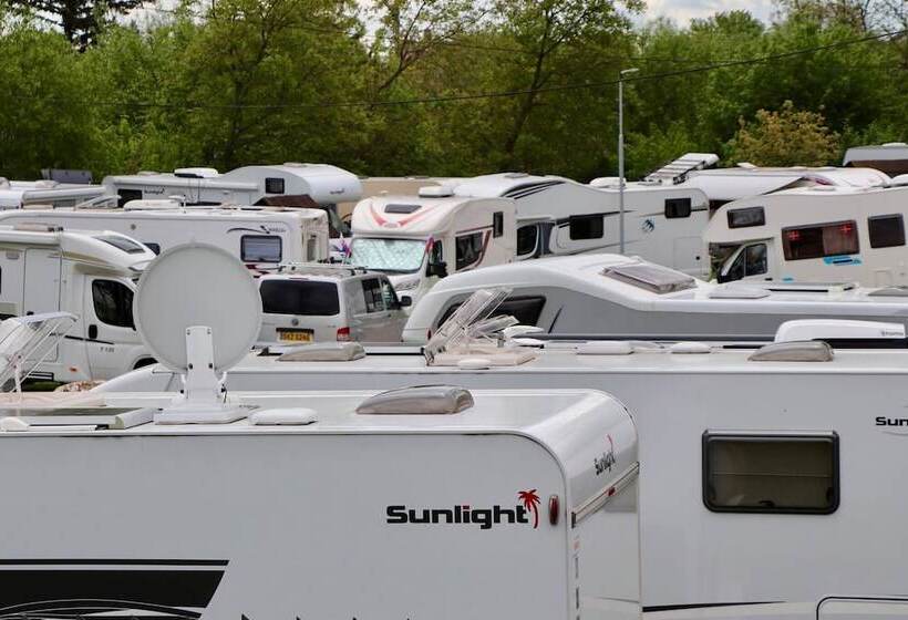 هتل & Restaurant Resort Barca    Campsite