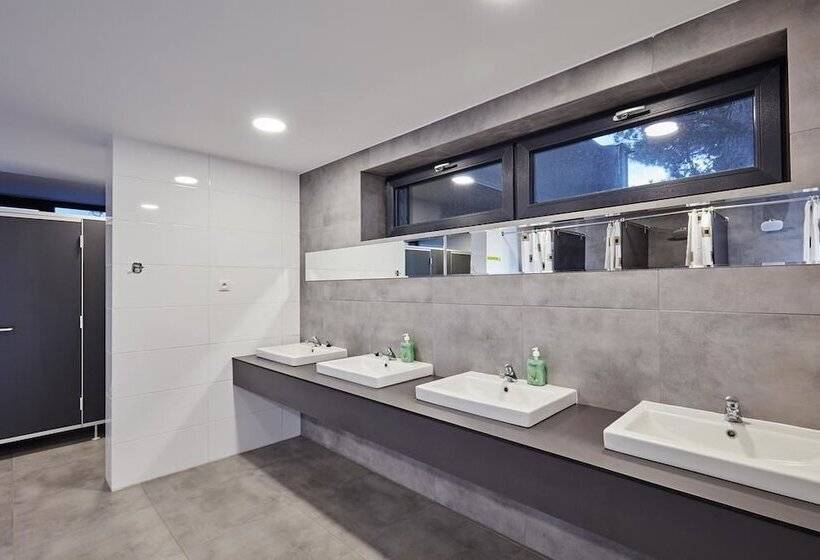 هتل & Restaurant Resort Barca    Campsite