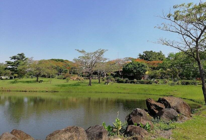 בית מלון כפרי Rincon De La Vieja Lodge