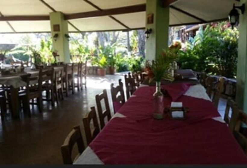 בית מלון כפרי Rincon De La Vieja Lodge