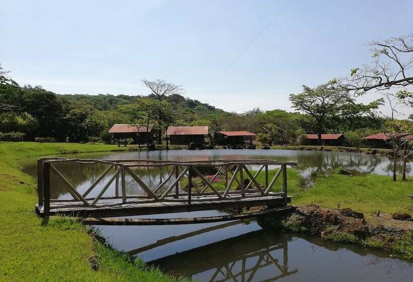 בית מלון כפרי Rincon De La Vieja Lodge