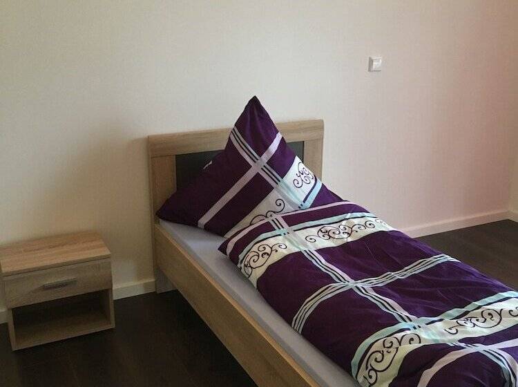 Stundenhotel Krieger