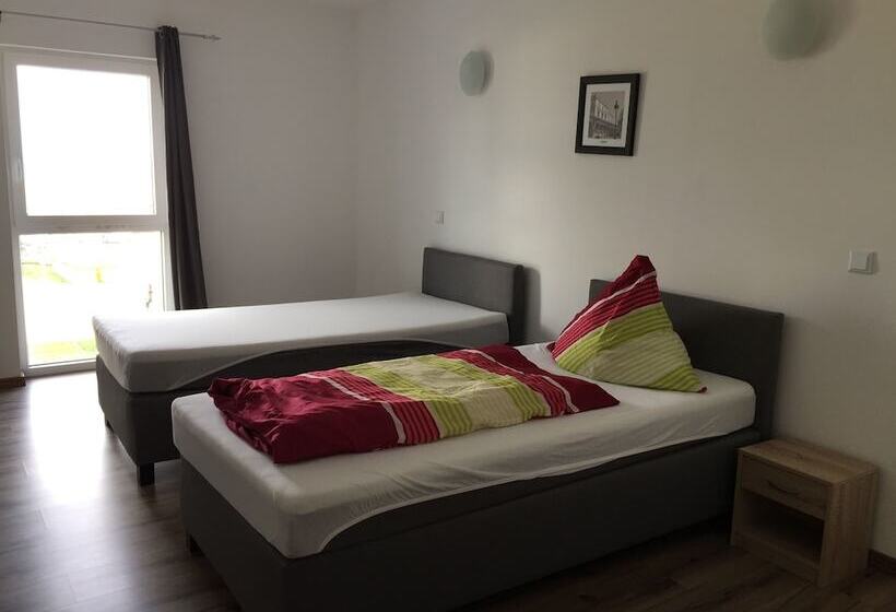 Stundenhotel Krieger