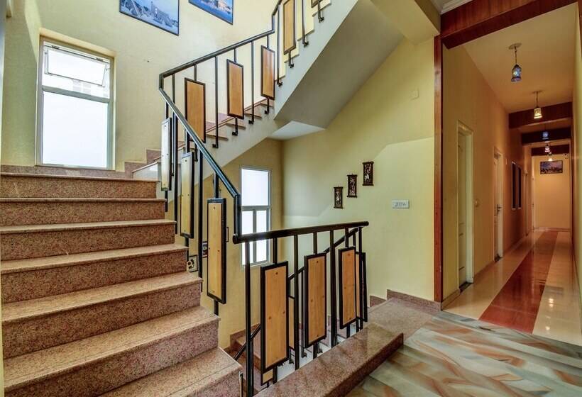 Отель Uma Kutir