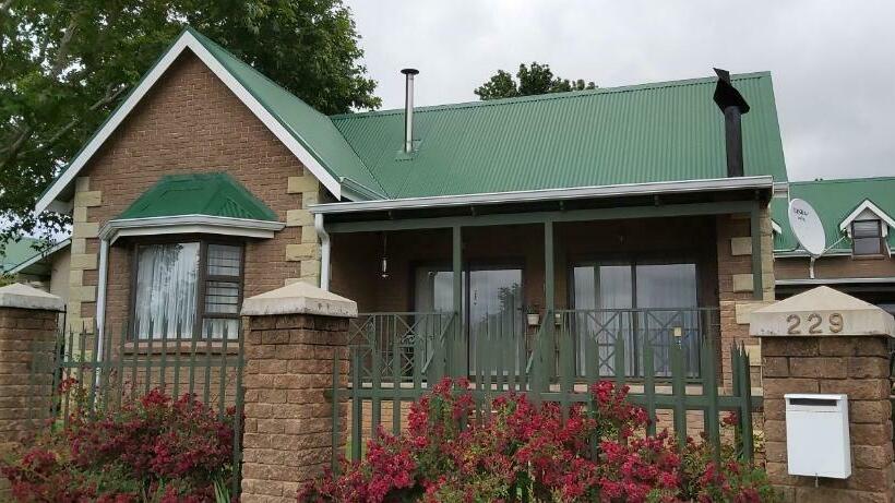 Clarens Mountain Sage Holiday House