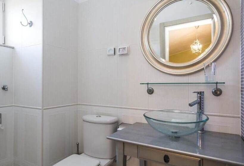 膳宿费 Apartments & Rooms Buoni Amici