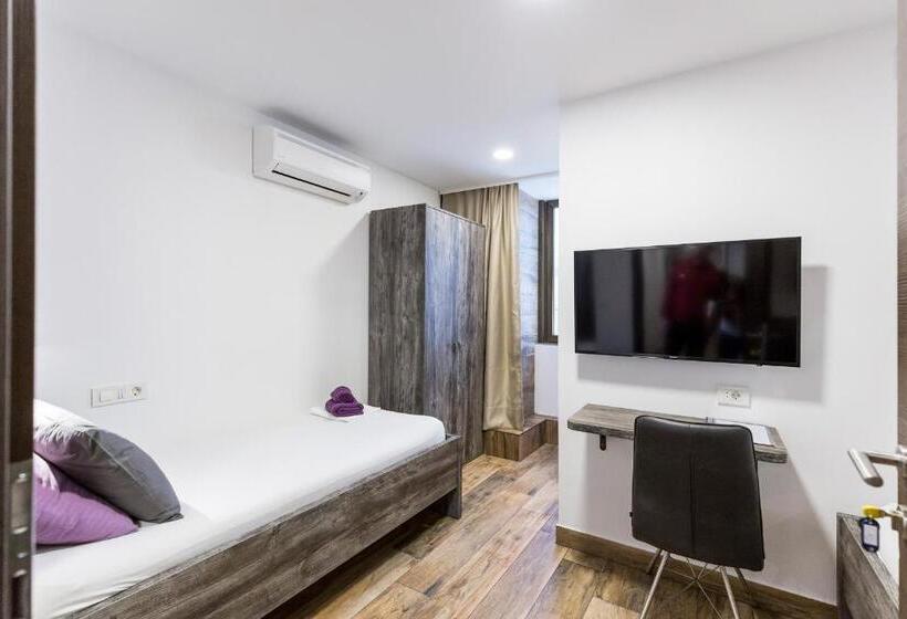 펜션 Apinelo Tower Rooms