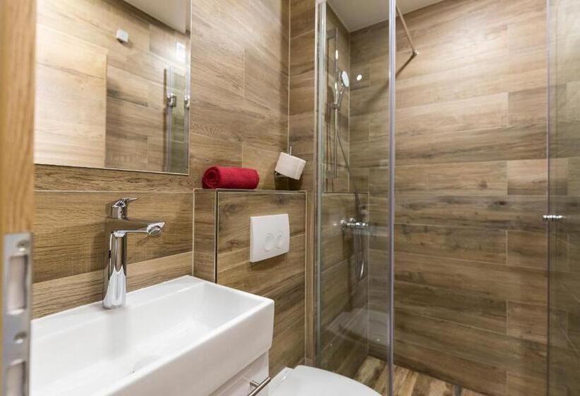 펜션 Apinelo Tower Rooms