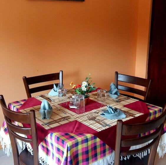 פנסיון Basilico Homestay