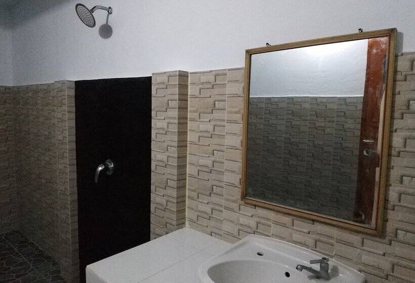 ペンション Bunga Baru Bungalow