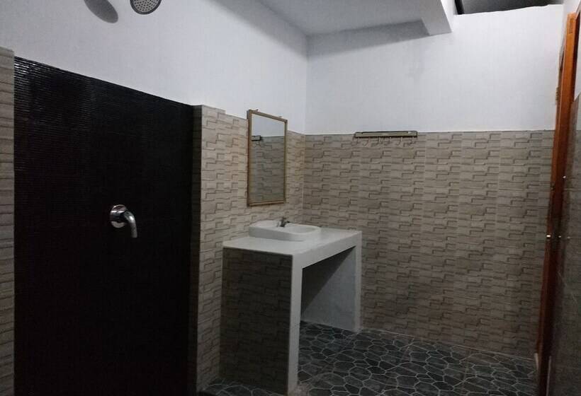 ペンション Bunga Baru Bungalow