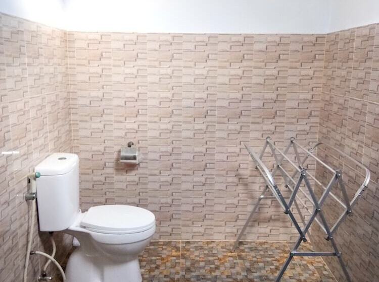 ペンション Bunga Baru Bungalow