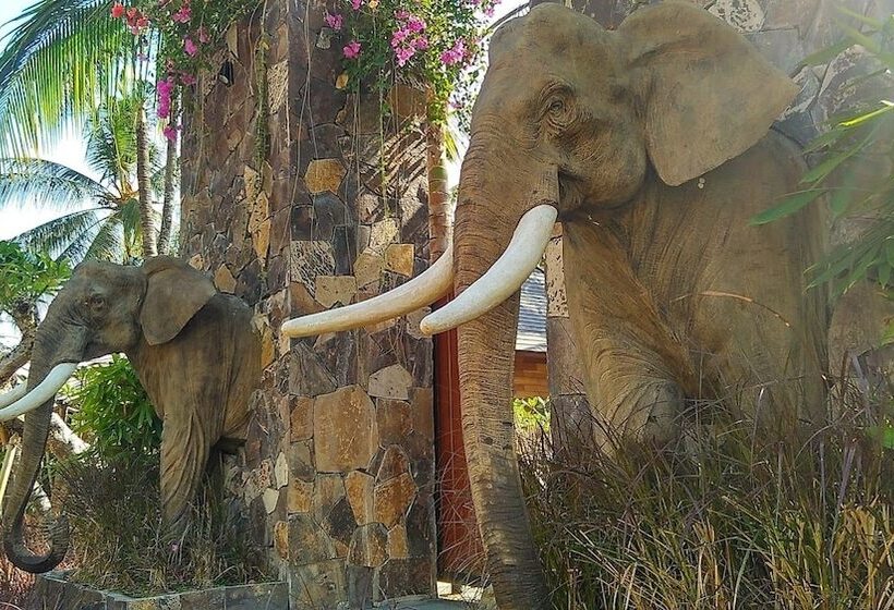 ペンション Bunga Baru Bungalow