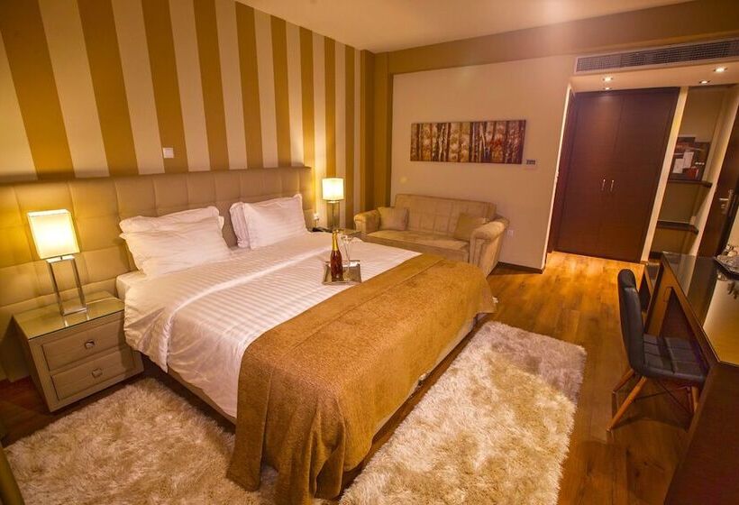 بنسيون Diamond City Living