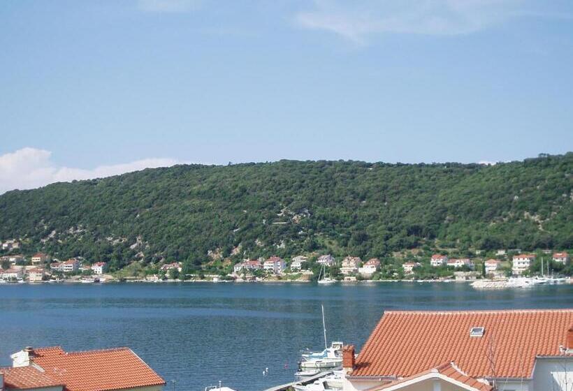 Пансион Guesthouse Tariba