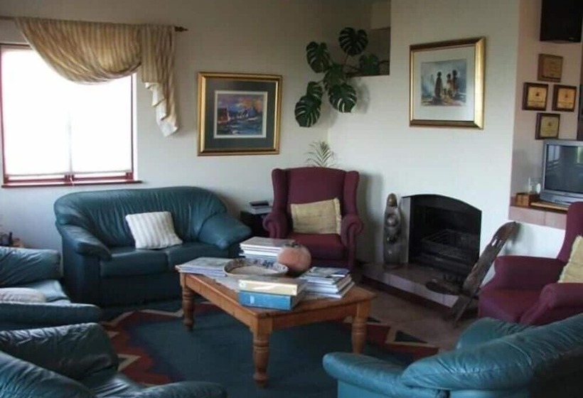 بنسيون Melkhoutkloof Guest House