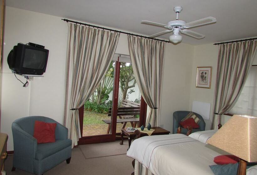 بنسيون Melkhoutkloof Guest House