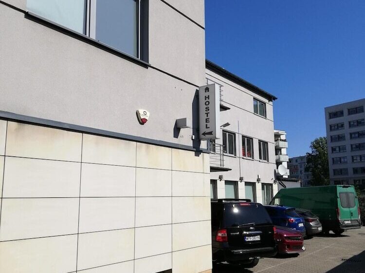 膳宿费 Sport Hostel Chodakowska Warszawa