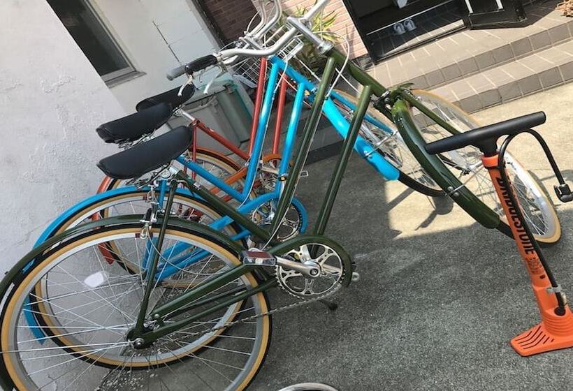 بنسيون Uzushio Guest House