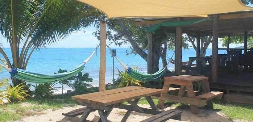 پانسیون Vaiula Beach Fales