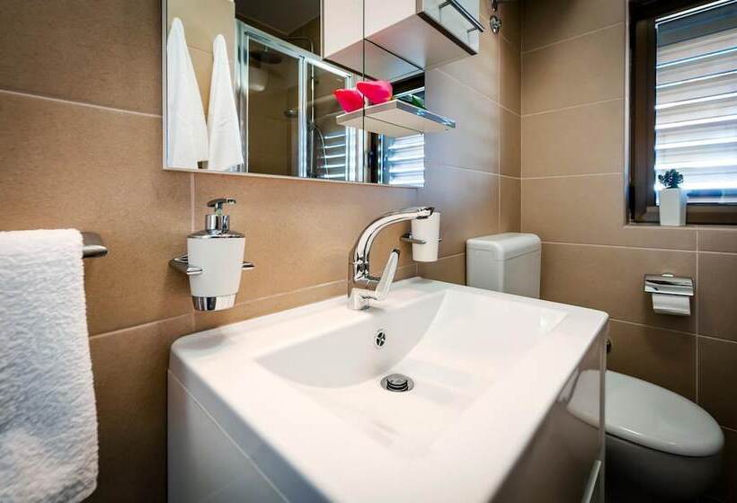 膳宿费 Villa Allegria