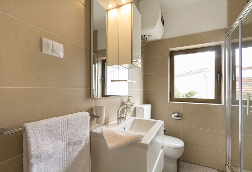 膳宿费 Villa Allegria